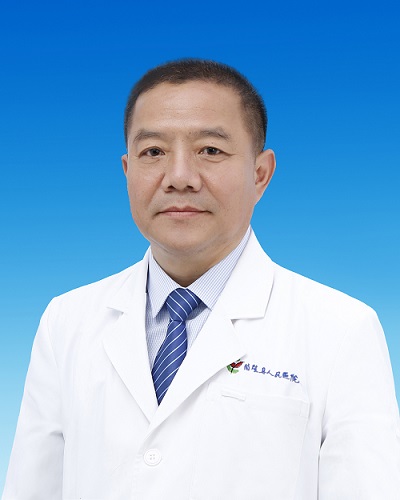黄勇.jpg